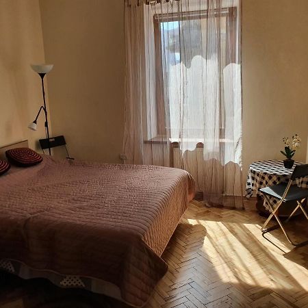 Котлярська 1 Leópolis Exterior foto