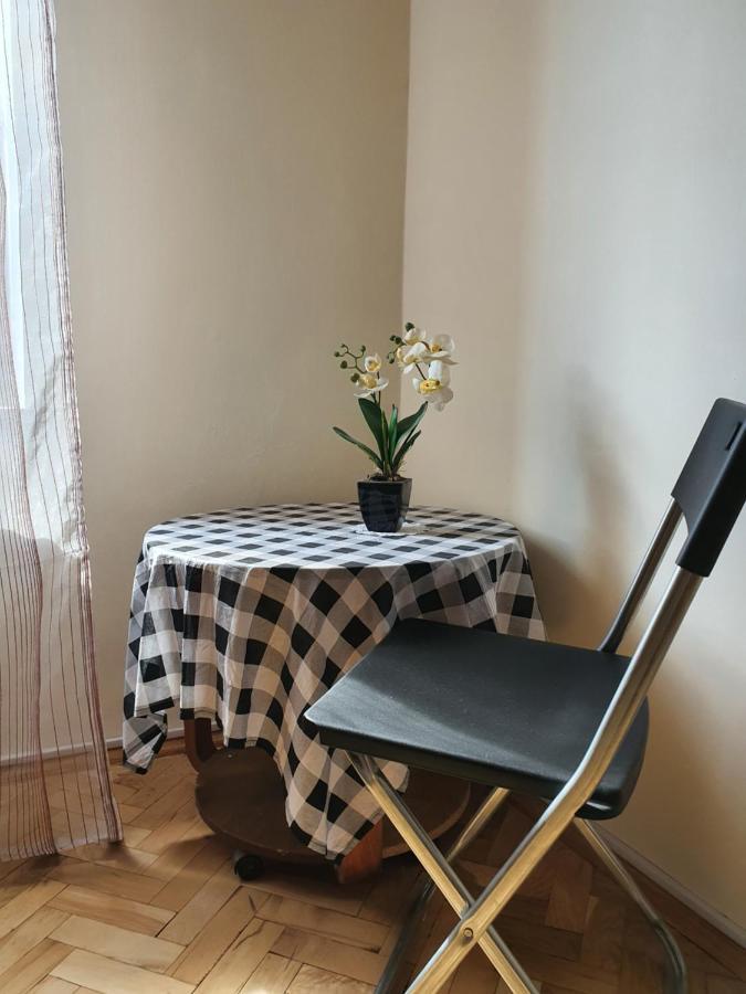 Котлярська 1 Leópolis Exterior foto