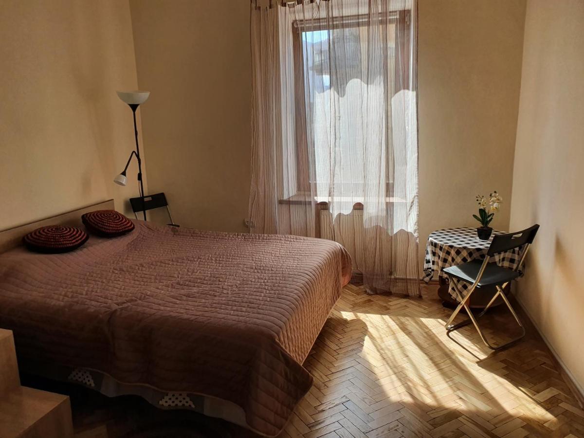 Котлярська 1 Leópolis Exterior foto