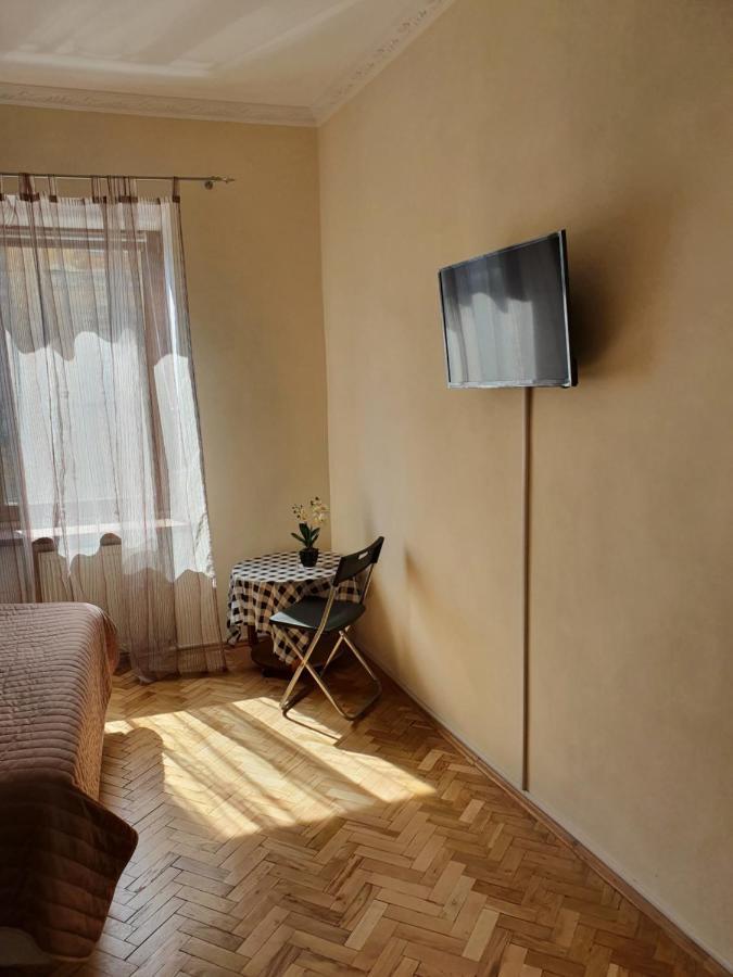 Котлярська 1 Leópolis Exterior foto